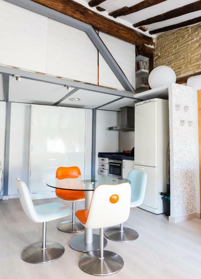 Fantastica Buhardilla Pz. Pilar Apartment Zaragoza Exterior photo